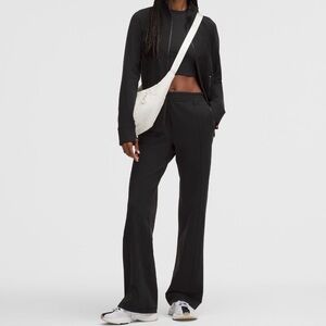 Lululemon Define Midrise trackpant luon black size medium